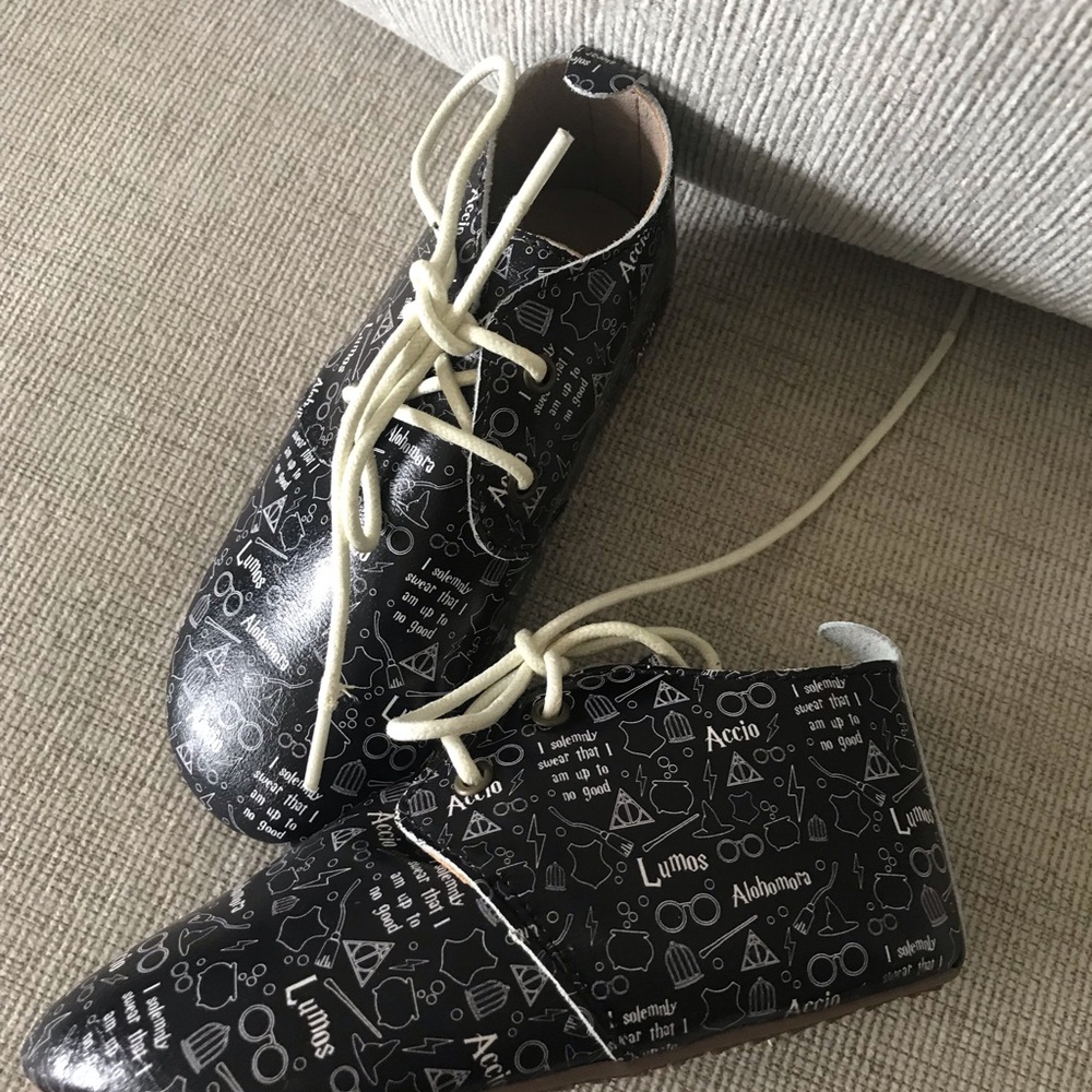 Monkey Feet Harry Potter Shoes